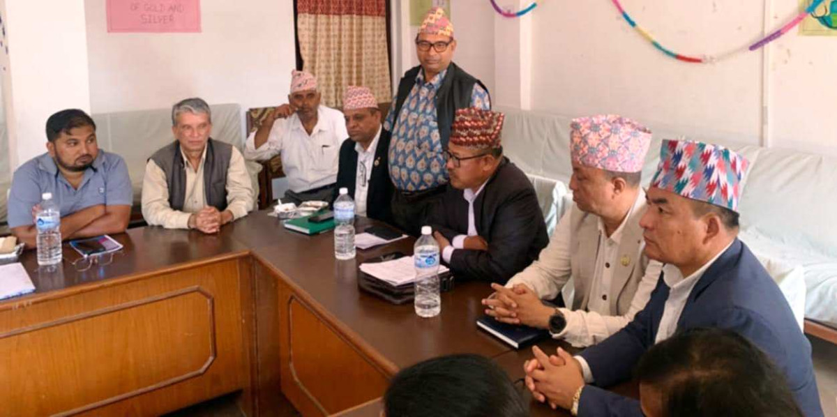 विकास निर्माण र शुसासनमा केन्द्रित भएर काम गर्न जनप्रतिनिधीलाई एमाले पाल्पाको अनुरोध