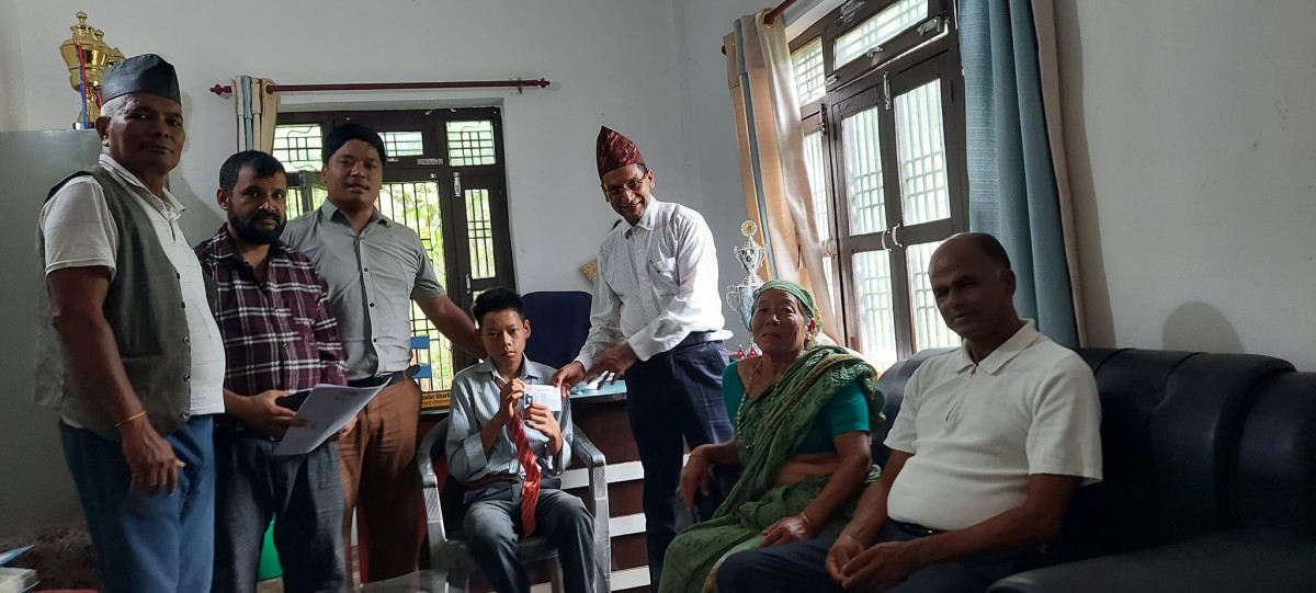 प्रशासन टोली वडामै पुगेर नागरिकता प्रदान