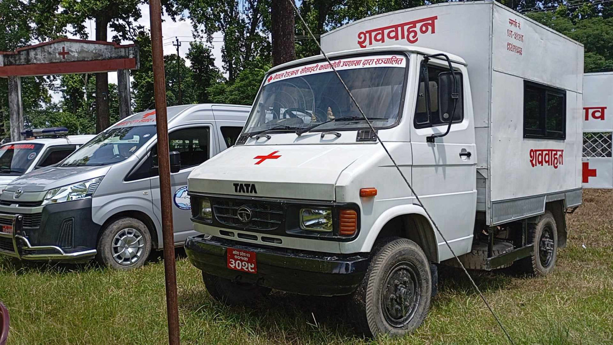 कावासोतीमा रेडक्रसले शववाहन सञ्चालनमा ल्यायो