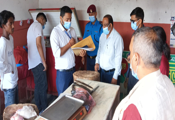 रामग्राम र सुनवलको १६ वटा मासु पसलमा अनुगमन