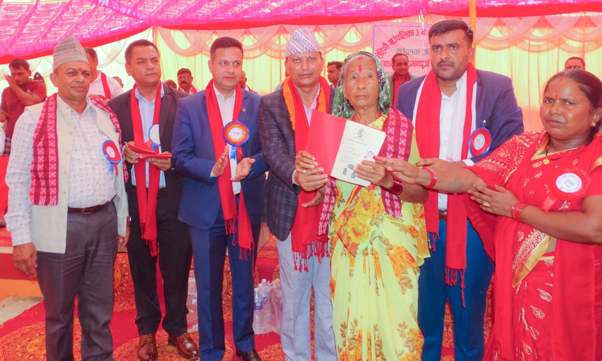 रोहिणीका  ४५० घरधुरीले पाए लालपूर्जा