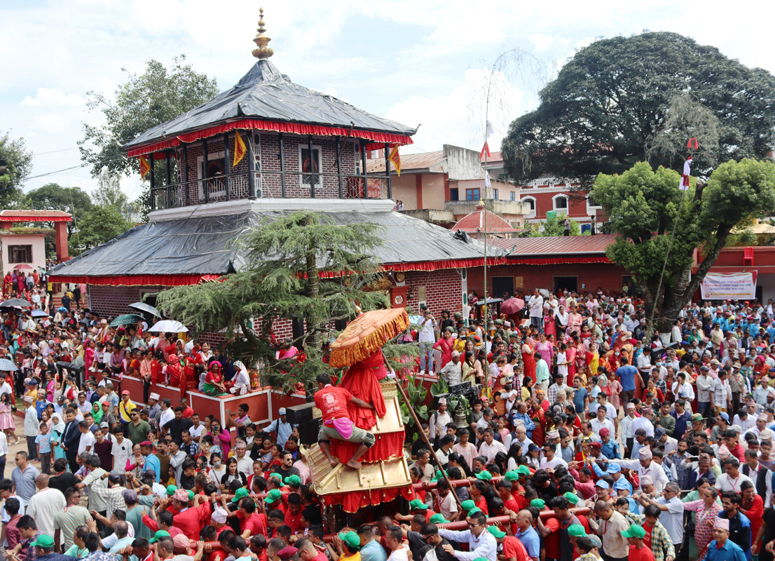 अंग्रेजलाई युद्धमा जितेको खुसियालीमा भगवती रथयात्रा