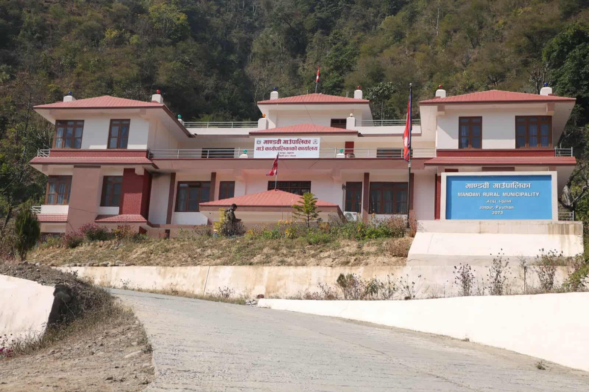 माण्डवी गाउँपालिकामा शिक्षकहरुको मनपरी काज सरुवा